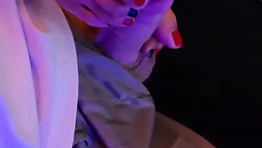 Footjob dari kaki seksi melove