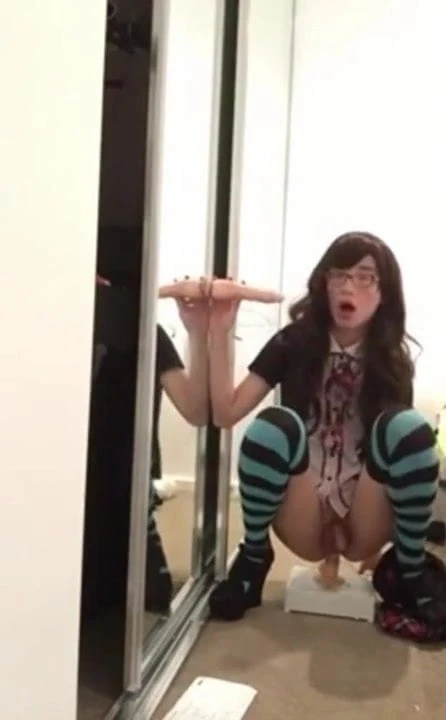 Cute Trap - Fun With Dildos