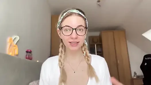 Pros and Cons of Being in a Female Led Relationship (for Both Genders)