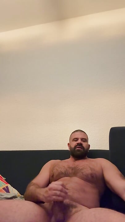 Massive Bear Jerkoff