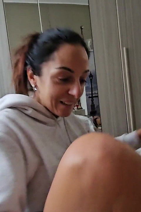 Hot MILF, Footjob and Italian Dialogues