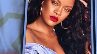 Трибьют спермы для королевы Rihanna