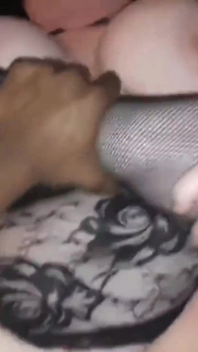 Beste beine aller zeiten, fette muschi missionarsstellung, bbc, bohren creampie