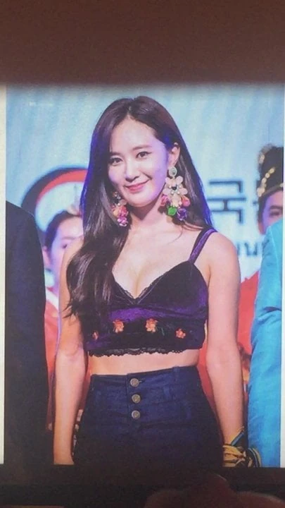 Snsd yuri cum homenagem 2