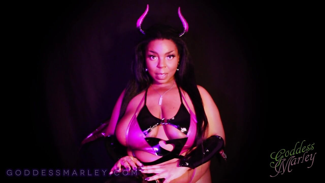 לזיין את הכנסייה GOON בשבילה - Gooning, Succubus, דתי