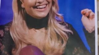 Holly willoughby Cum homenaje 164