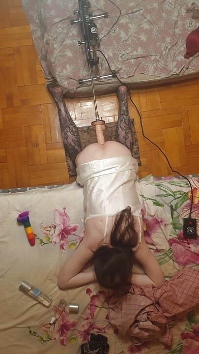 Gay fucking anal dildo with fucking machine