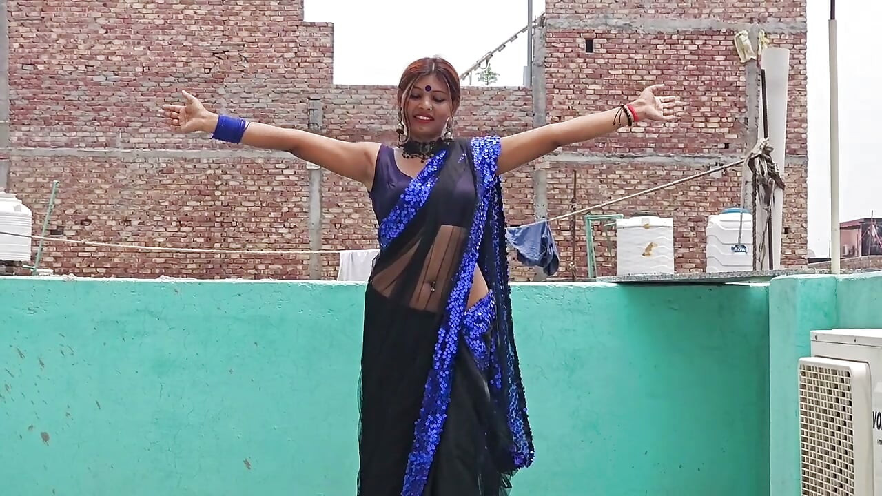 Tamil amma 19 vayasu paiyan kuda podura video