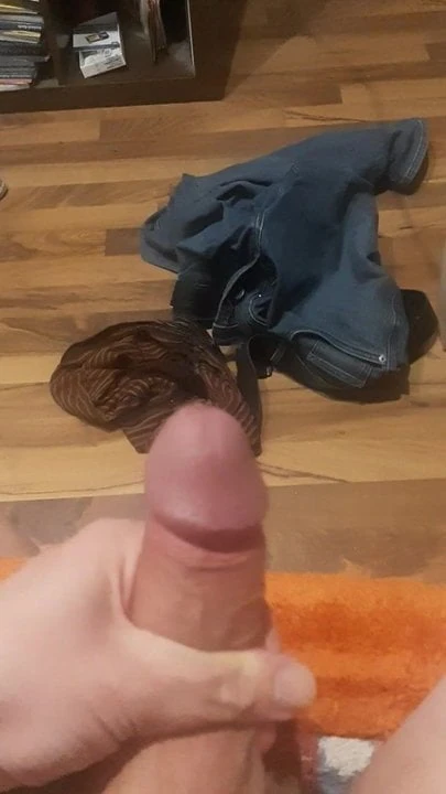 Horny cumming