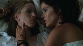 Jami Gertz, Sybil Darrow - "Lippenbekenntnis"