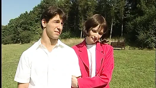 На улице с моим бойфрендом и моим лучшим другом
