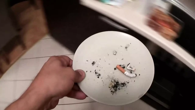 Kiki takes the cock
