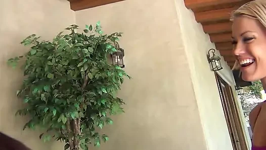 Mischa Brooks ve Ash Hollywood azgın amcık yalıyor