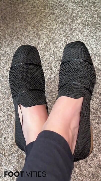 Sph JOI in Flats Humiliated by Ivys Feet