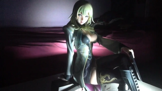 Border Break Fiona Cum On Figure