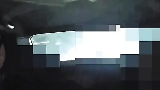 Saya menemukan seorang pria di alun-alun umum, meniduri saya di depan cuckold