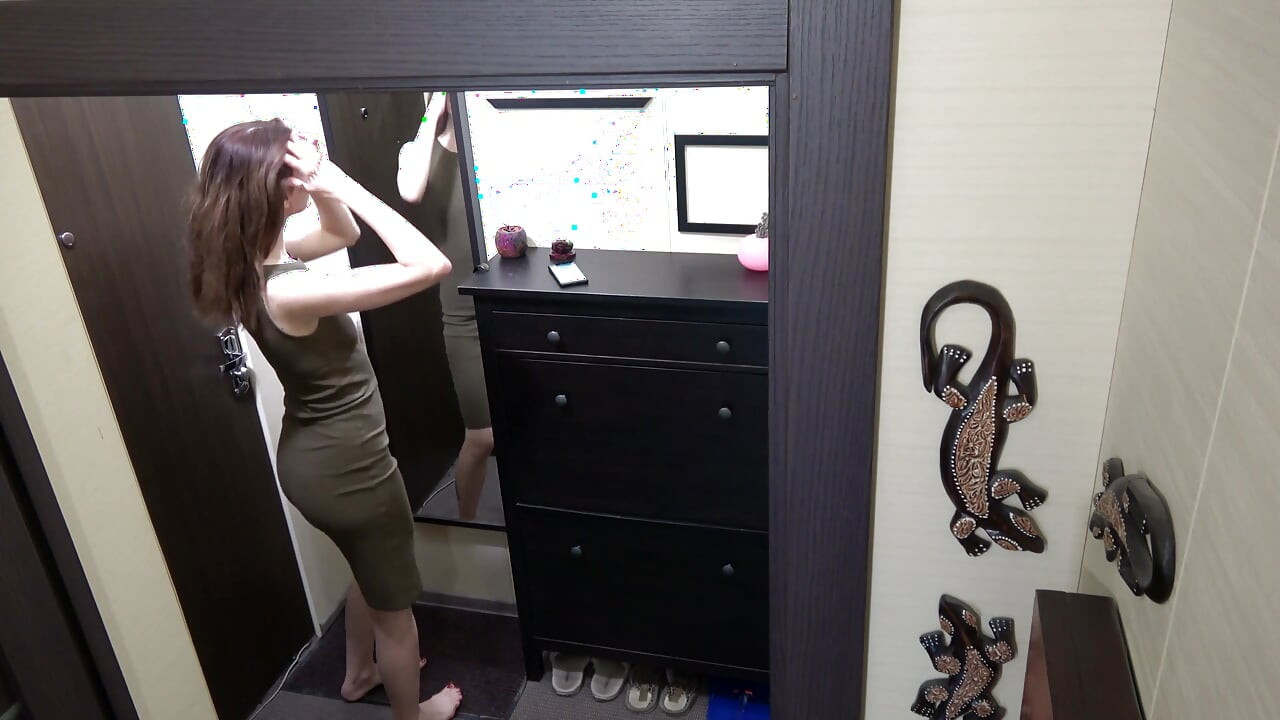 Auburn saçlı genç kız çıplak selfie'ler yaparken yakalandı