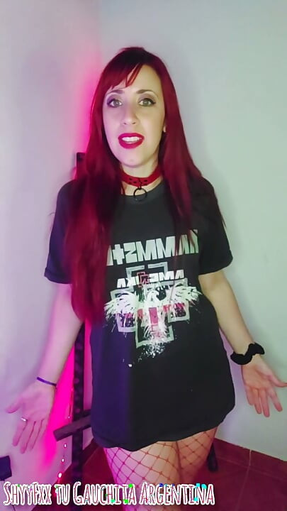 Noapte nebună timidă cu o roșcată Gauchita Metalhead! Partea 1