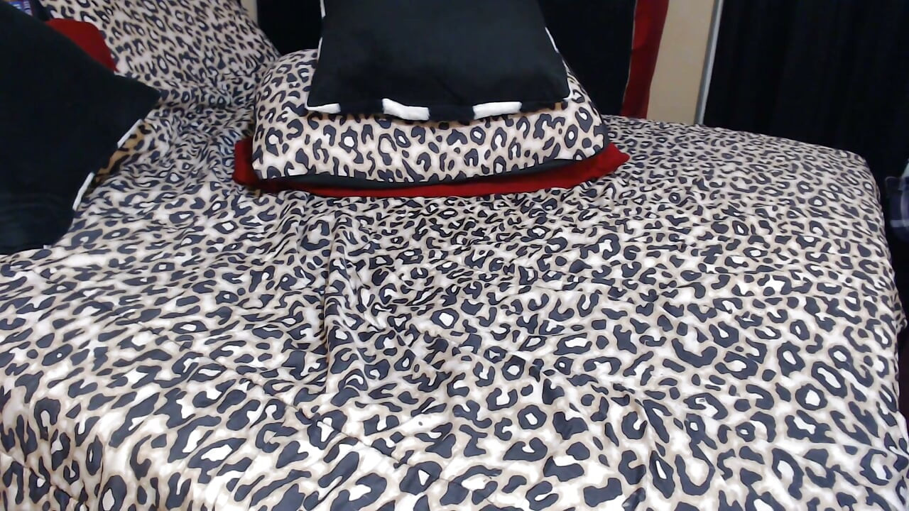 MILF Gaping Pussy Spreading Bedtime