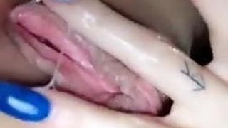 Delicious Pussy...Dripping wet!
