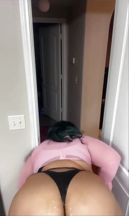 Biggdebbiecakez é uma provocação de Sucha
