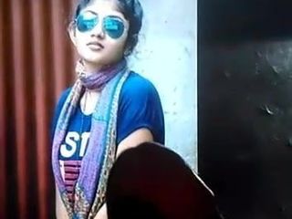 Drishya ragunath jižní herečka cum hold mallu naolejovaného ptáka