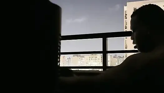 Saudara tiriku melemparkan banyak air maninya ke wajahku -pasangan amatir- nysdel