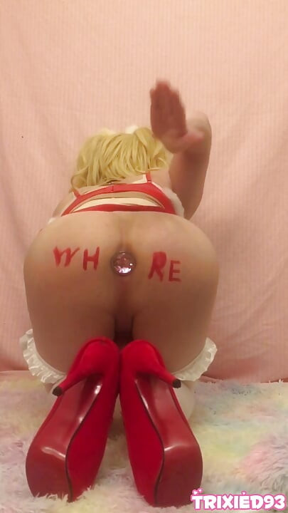 Sissy Trixie u kavezu Božićna kurva igra se sa svojim igračkama