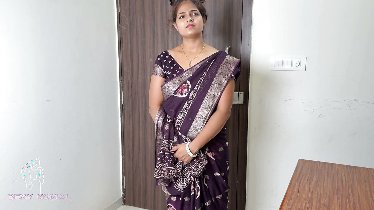 The tender garden was looking up at the coconut tree with the saree up and then the owner took it home and fucked the table.