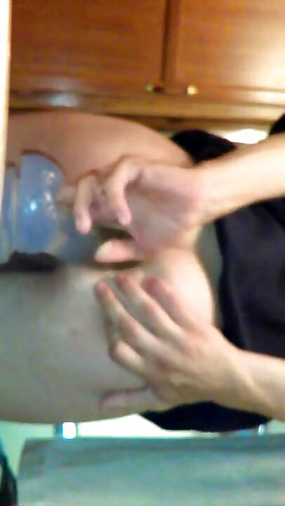 Short vid of me taking my toy