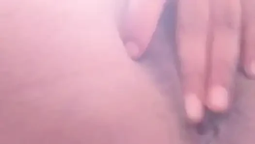How does it look while peeing, it should be fun to see, how good it looks, Desi Bhabhi Main Ek Desi Bhabhi Indian Girl