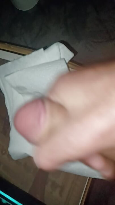 Solo wank late at night