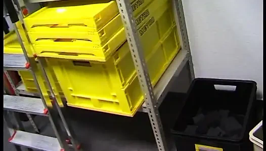 Amateur brünette schlampe in pov-action geknallt