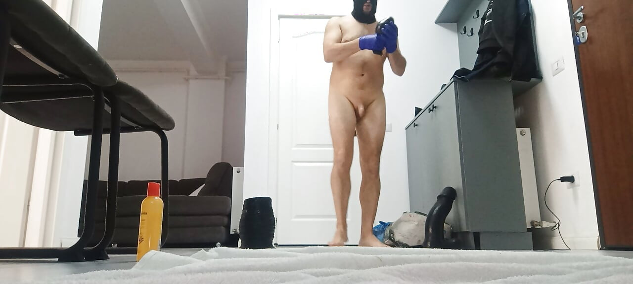 The joy of the juicy ass receiving a big tunnel in it!
