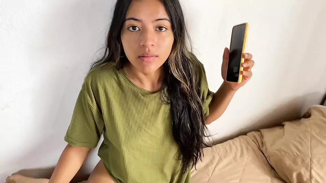 我闯入我邻居的房子并操了她