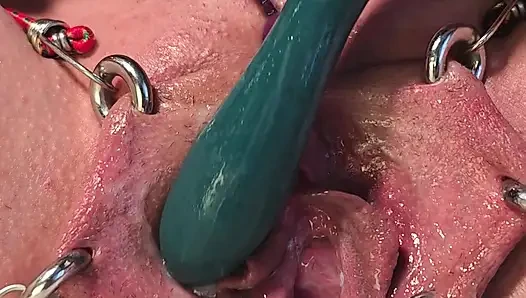 Tropfende creampie-orgasmus meiner gepiercten muschi