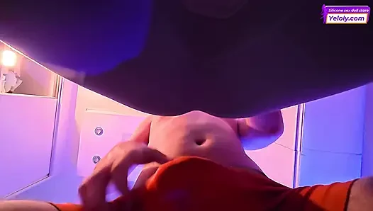 Put your Cock between my buttocks, i'm gonna make you cum inside your underwear - Offered by Yeloly