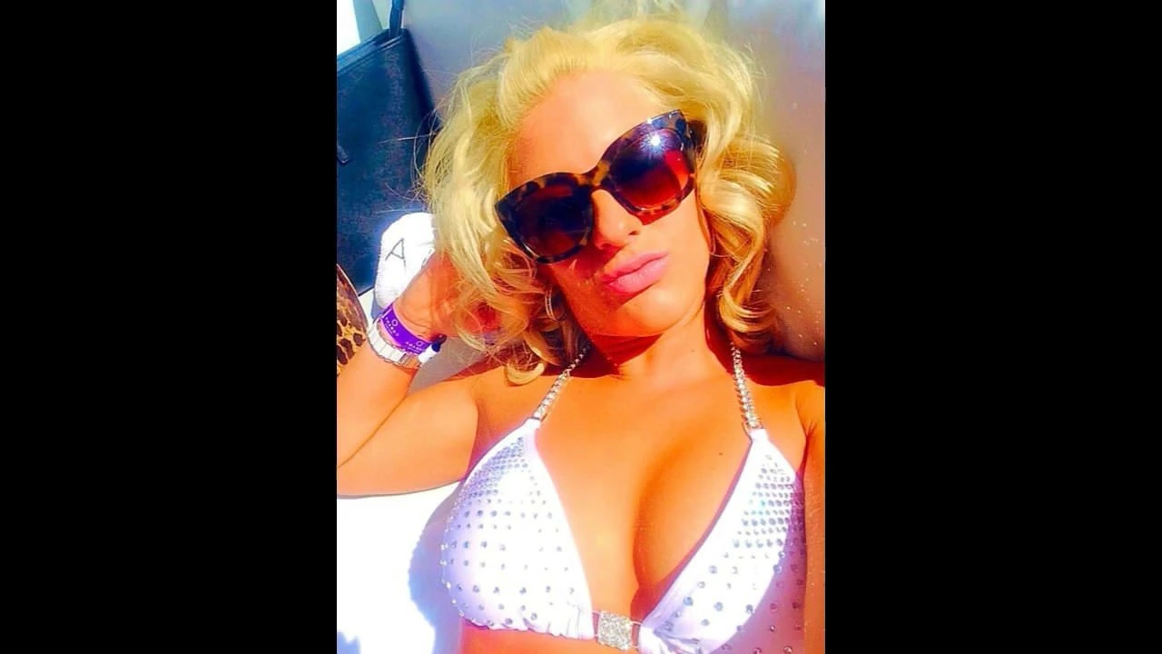 Melissa Hardbody Goes Nuts Tiny White String Bikini