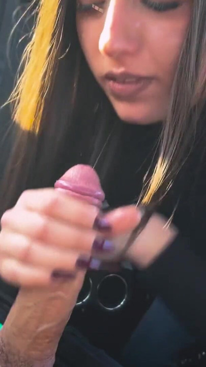 Mia hot green-eyed slut blows a stranger in the car in the park | Clip 1