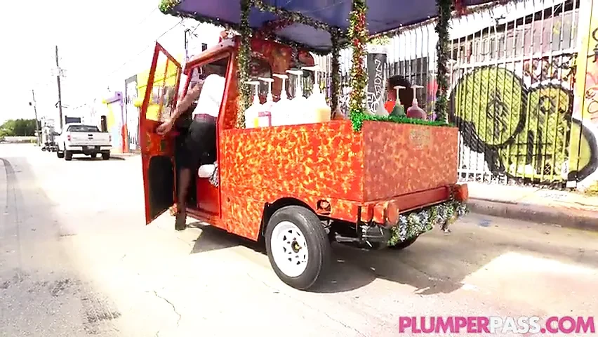 Bbw&#39;s có bánh trong nhiều ngày