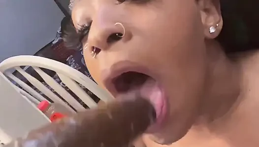 Aku suka banget mulutku dicrot sperma hangat