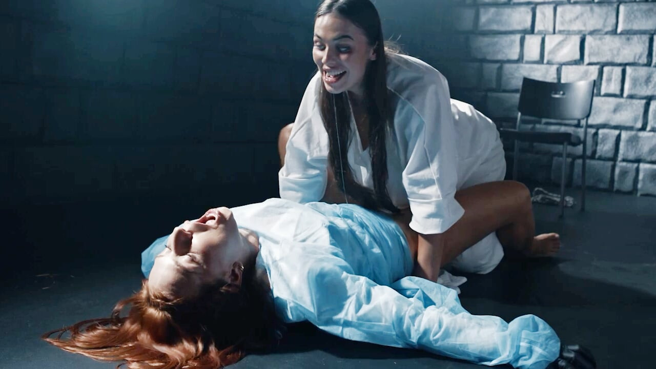 สาวเลสเบี้ยนโดนปีศาจเย็ด - สาวฮาร์ดคอร์กับแอ็คชั่นสาวน้ําแตกเยอะมาก