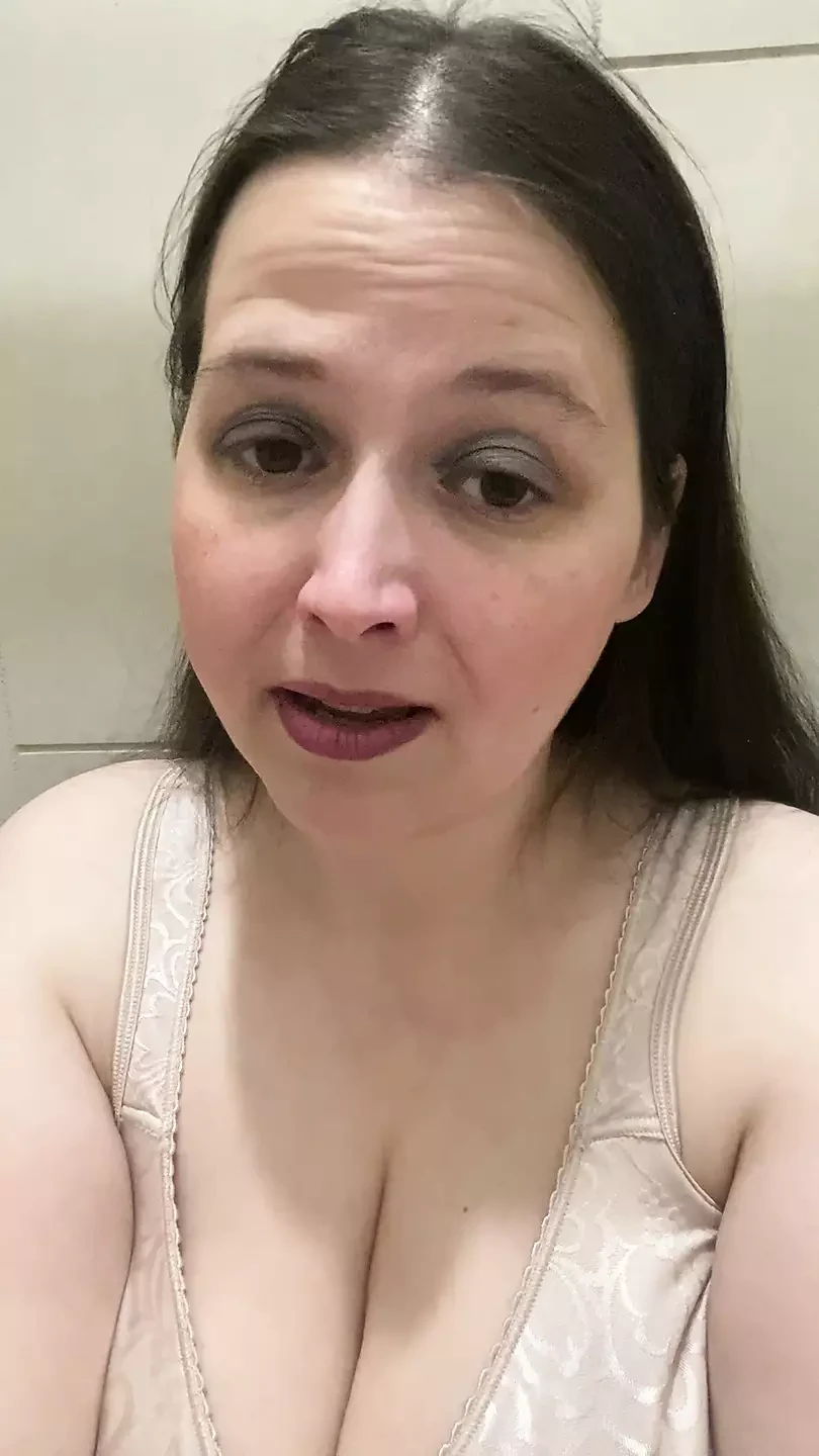 It's all fun and games til the toy loses charge...(NO ORGASM)