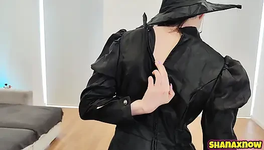 COSPLAYING WITCH THAT EATS YOUR ASS DEVOUR FOOD FETISH