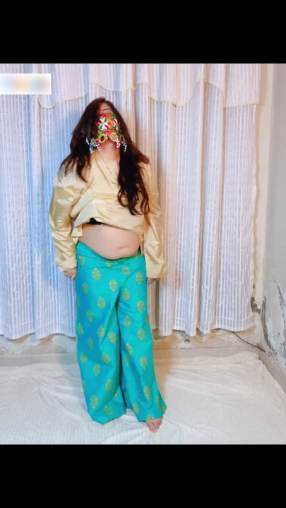 Pakistani Beauty Girl Mujra Dancing Nude On Live Video Call | Clip 1