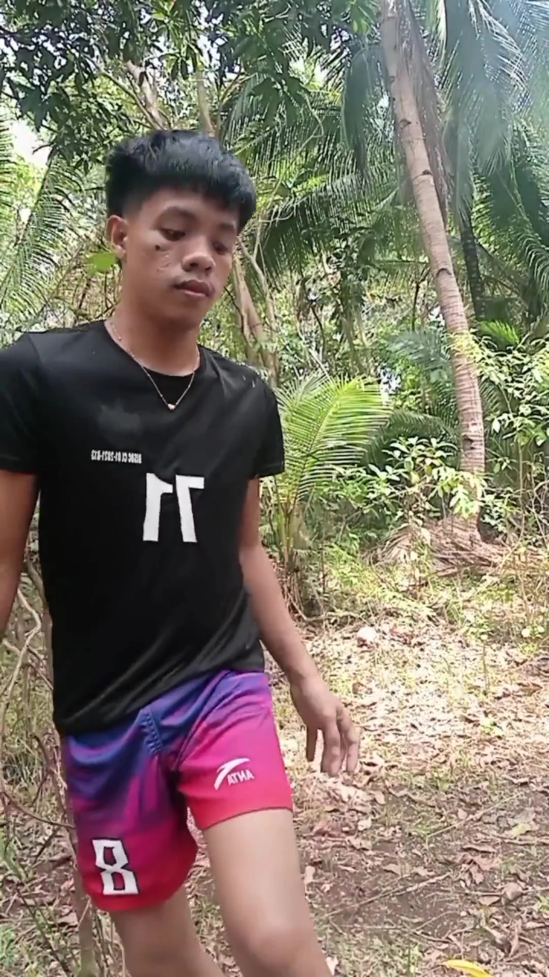 Filipinli twink'in gizli orman macerası - fleshlab özel