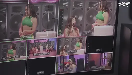 Rekaman Seks Di Balik Layar - California TV Lesbian Spesial