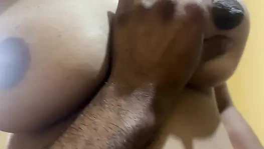 Küçük üvey kız kardeşim üniversiteden geldi ve ondan sonra doğru şeyi yaptık