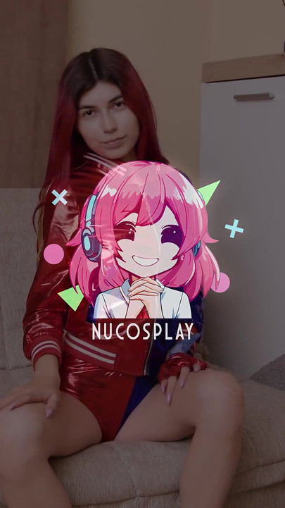 Toffina Adalah Harley Quinn miang yang memerlukan aksi dildo