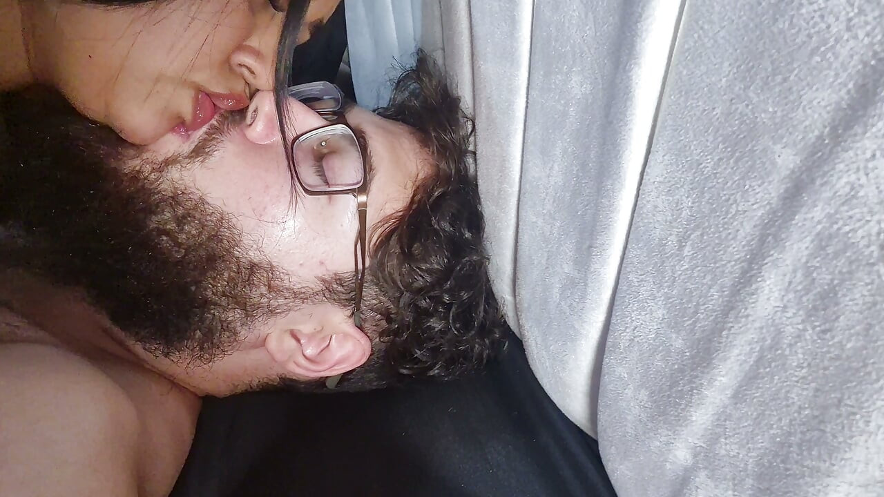He Lent My Boyfriend to My Best Friend to Take Out of Spite